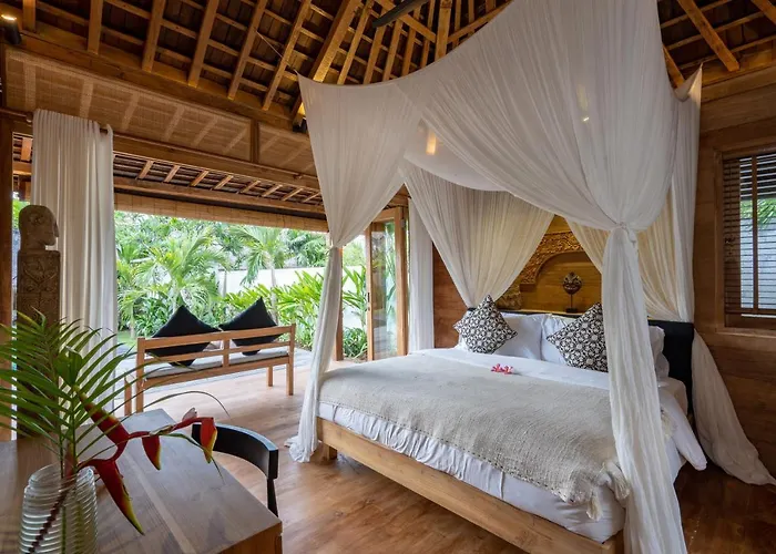 Sea Shanty Villa